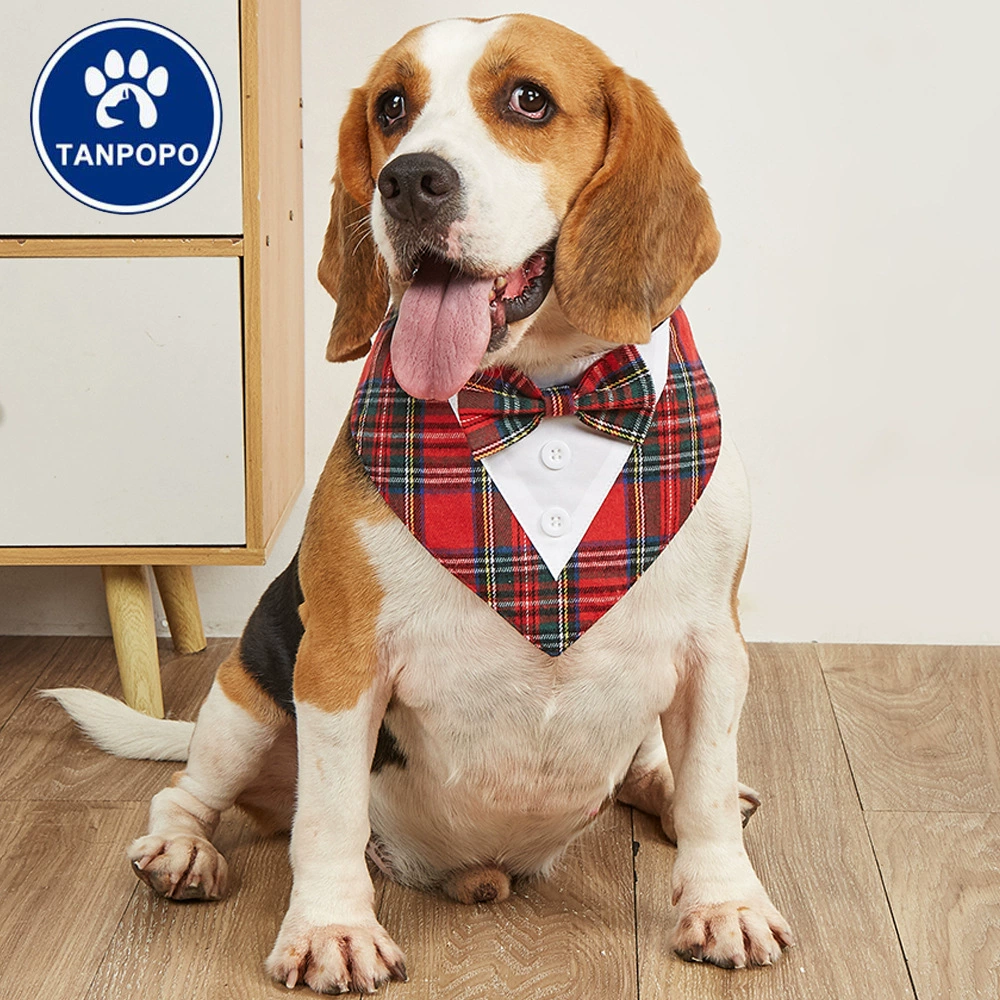 Трансграничный новый рождественский красный зеленый клетчатый костюм для домашних животных шарф липучка треугольник завод прямых продаж