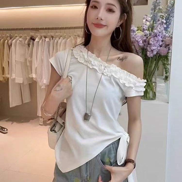 Niche Design Multi-Layered Lace Slanted Collar Off-Shoulder Short-Sleeved T-Shirt with Straps to Tighten the Waist and Slimming Look Fashionable Short Top for Women Niche Design Multi-Layered Lace Slanted Collar Off-Shoulder Short-Sleeved T-Shirt with Straps to Tighten the Waist and Slimming Look Fashionable Short Top for Women