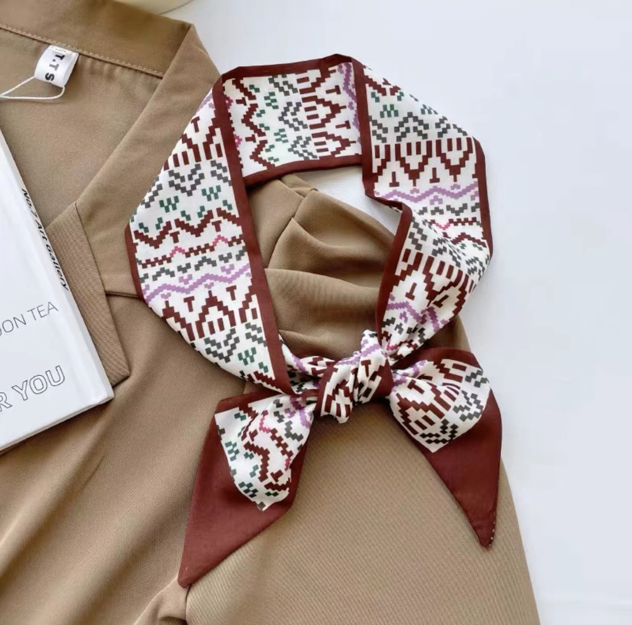 Summer, Spring, Autumn Season Women's Retro Plaid Flower Satin Silk Scarf