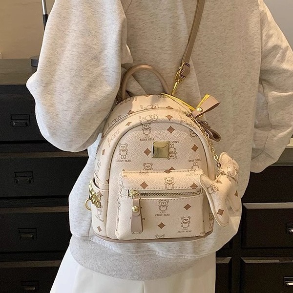Backpack for Women 2026 New Korean Style Fashion Printed Cartoon School Bag Large Capacity Rivet Casual Simple Backpack