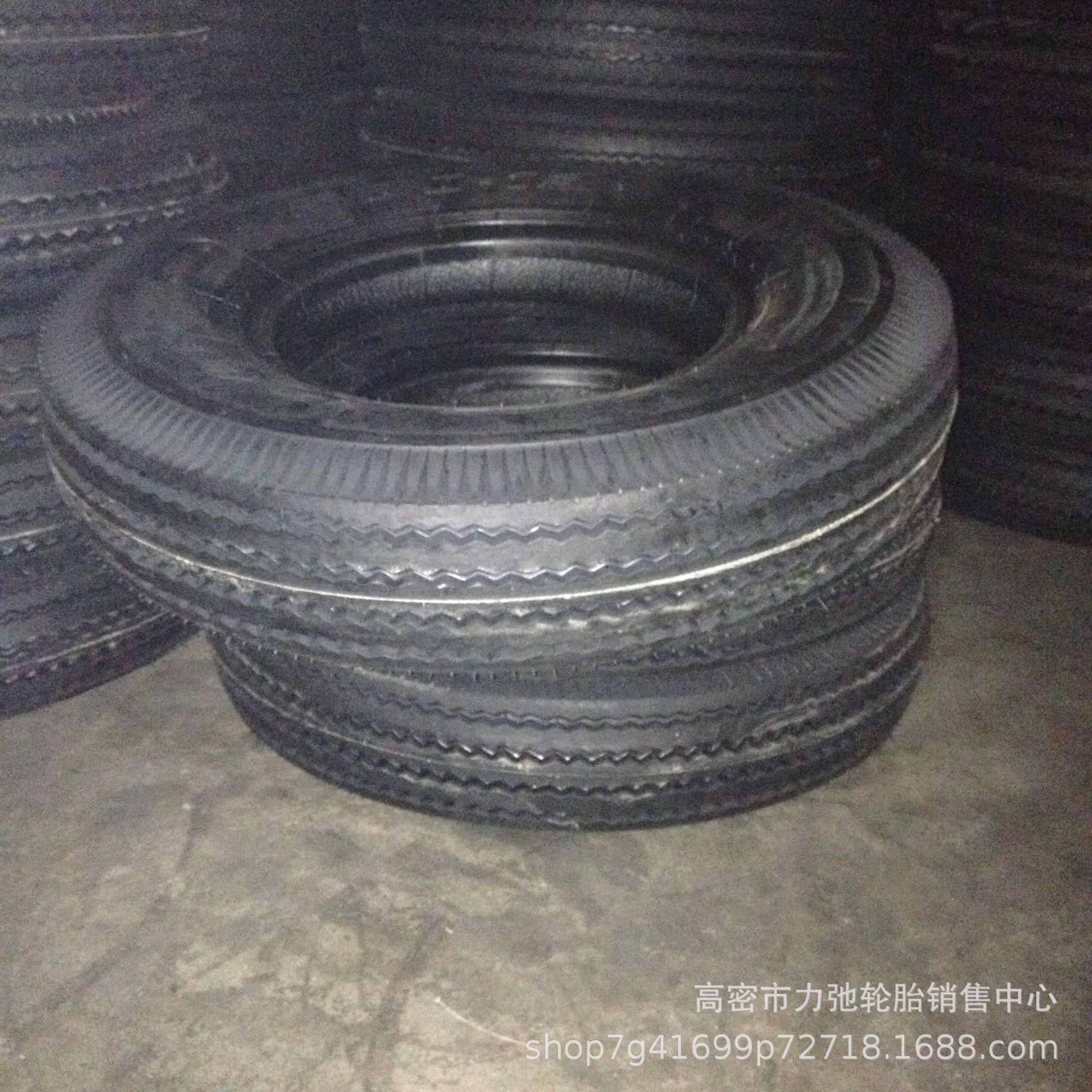 600-13轻卡轮胎卡车货车皮卡车轮胎防扎抗压现货汽车轮胎600-13