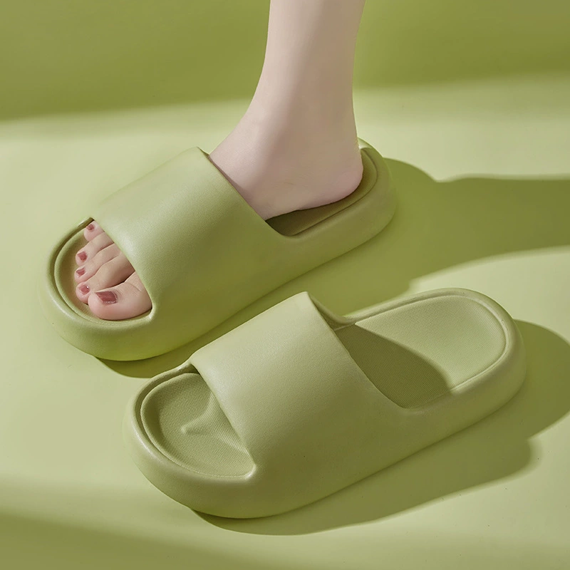 Домашние Нескользящие тапочки с супер мягким дном без шнуровки для женщин, летняя ванная комната, домашние тапочки на толстой подошве для мужчин
