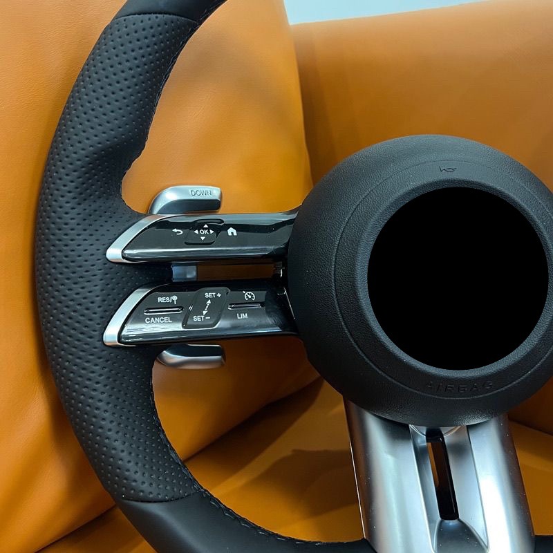 Factory Direct Sales Suitable for Mercedes-Benz Sports Amg Dragonfly Model Steering Wheel with Genuine Leather Perforated Multi-Function Button Knob