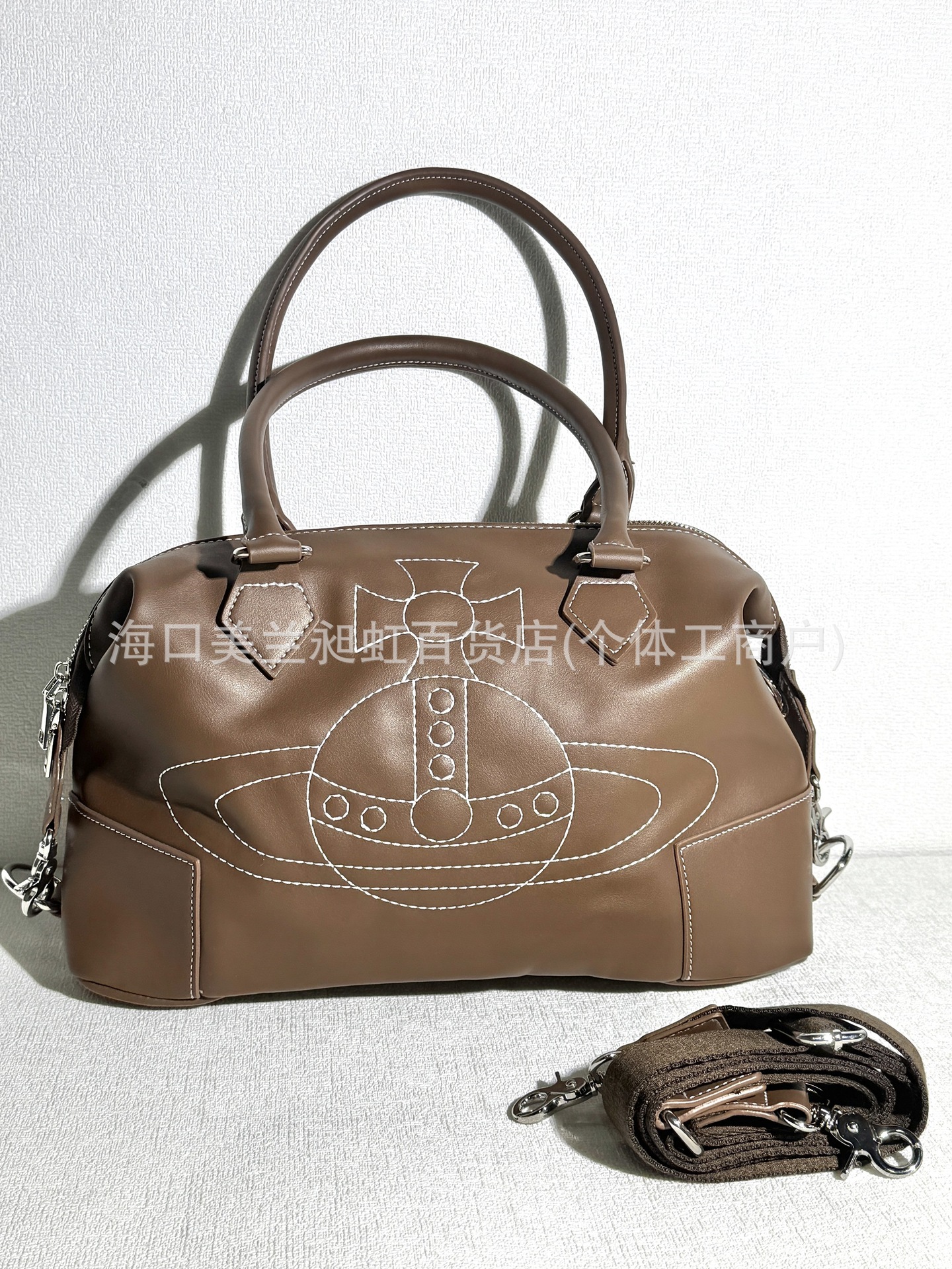 브라운 자수 토트