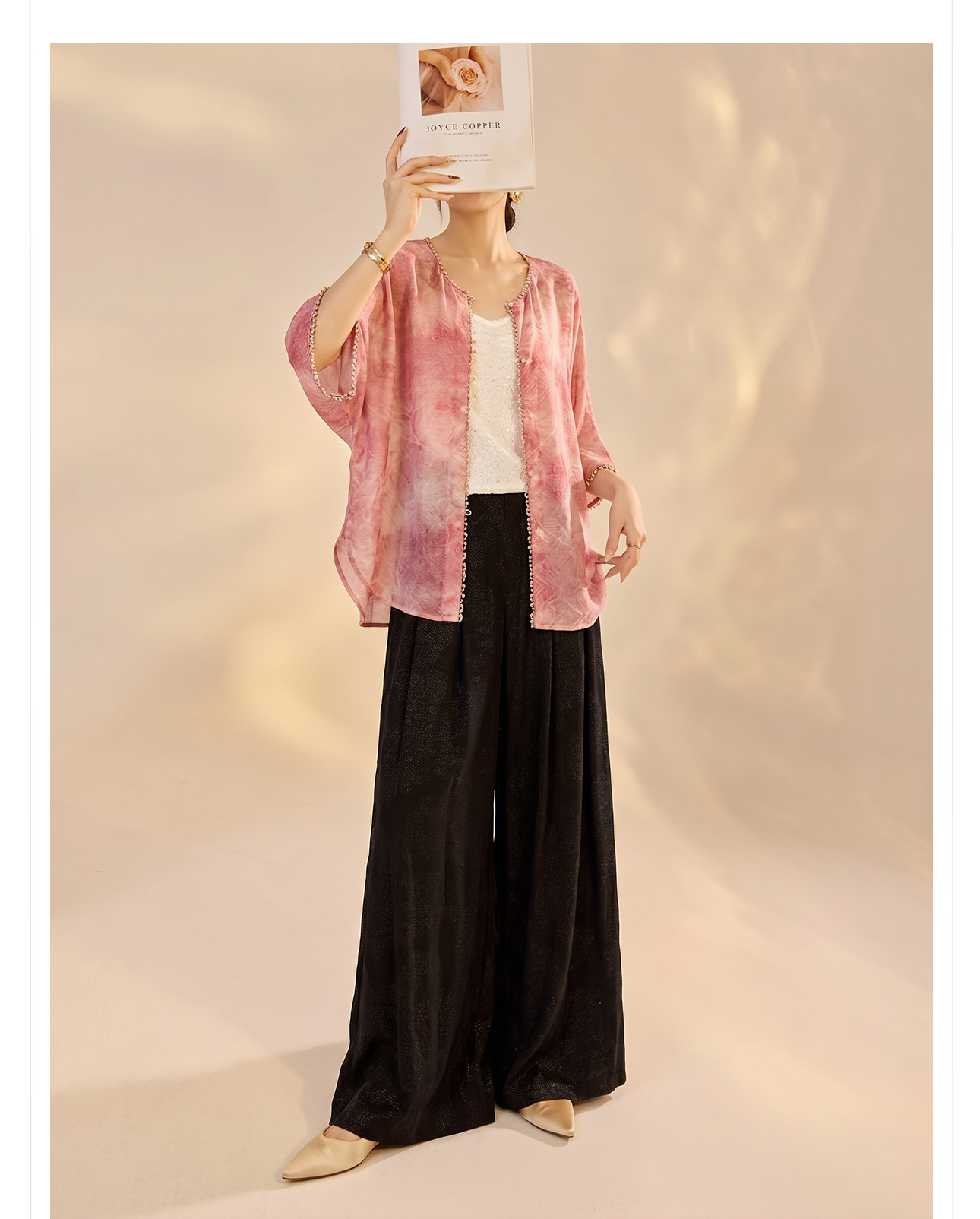 Áo cardigan mùa hè mỏng nhẹ thoáng khí, họa tiết in chống nắng đính cườm, dáng rộng — Xanh da trờicolor, Thái Đường chi tiết 15