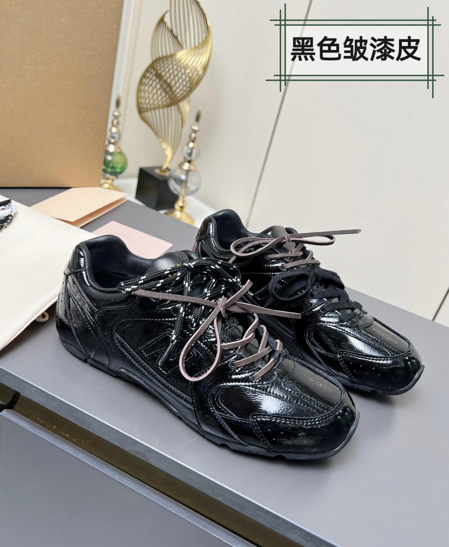 Zapatillas deportivas Agande de suela blanda y punta redonda, estilo casual y sencillo, con cordones bicolor de la marca Miaojia 530, estilo versátil para parejas.