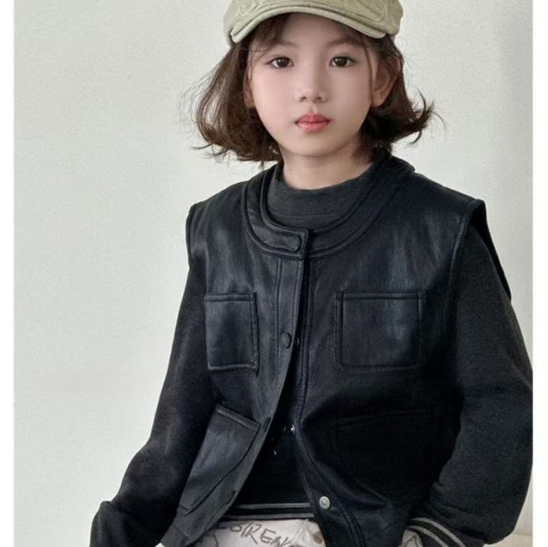 Girls' Autumn Outfit Set 2026 New Stylish Long-Sleeve Base Shirt with Textured Pu Leather Jacket for Girls Girls' Autumn Outfit Set 2026 New Stylish Long-Sleeve Base Shirt with Textured Pu Leather Jacket for Girls