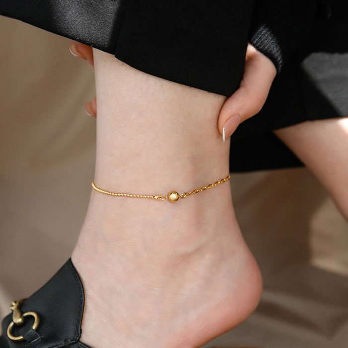 Moda nueva pequeña cadena de empalme de perlas de oro 18K oro titanio acero tobillas de diseño ligero de lujo para mujeres no se desvanecen