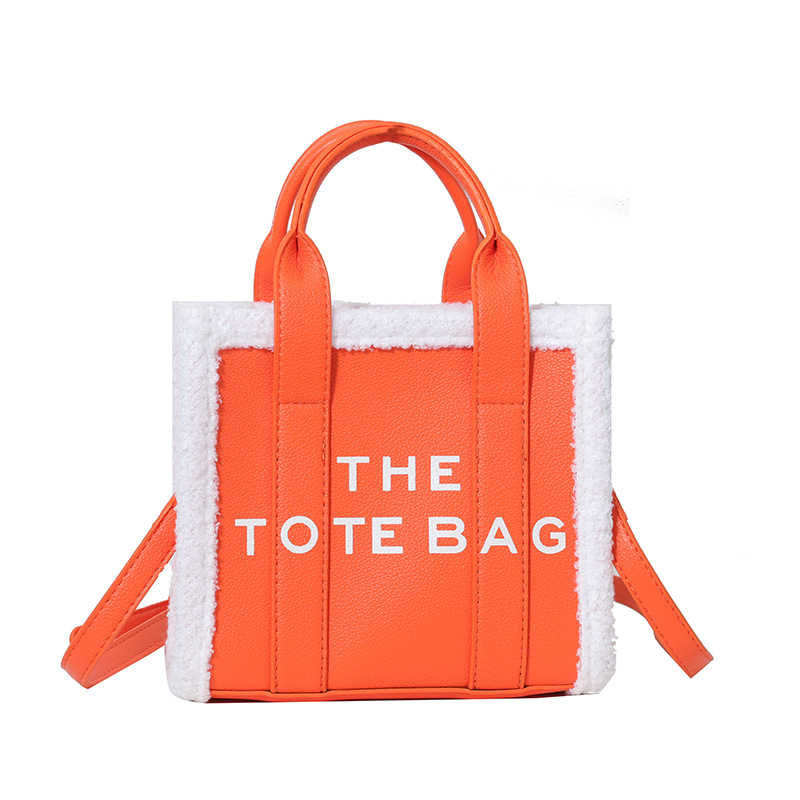 Mini bolso de mano portátil de lana de cordero para mujeres 2023 nuevo estilo coreano de moda de alta calidad bolsa de mensajero del hombro