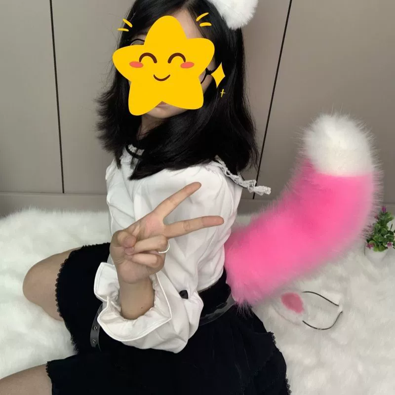 Hand-made real plush electric movable tail cos simulation electric movable fox tail children's performance props beast tail