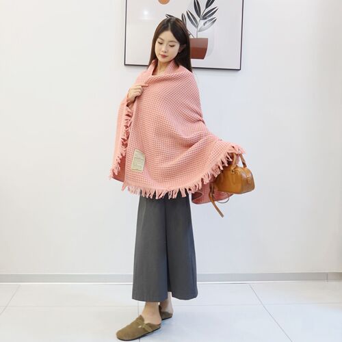 Manufacturer wholesale 100% cotton tassel bath towel cover blanket 90*180 large adult tube top beach towel shawl with embroidered words