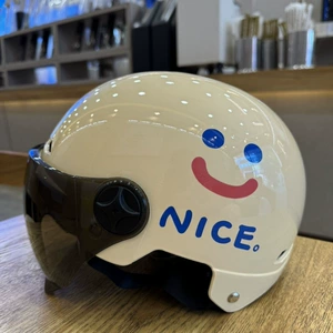 Electric vehicle helmet, national standard, anti-sunburn, 3C certified, heart-shaped bear design, unisex, suitable for all seasons, sun protection, motorcycle half helmet