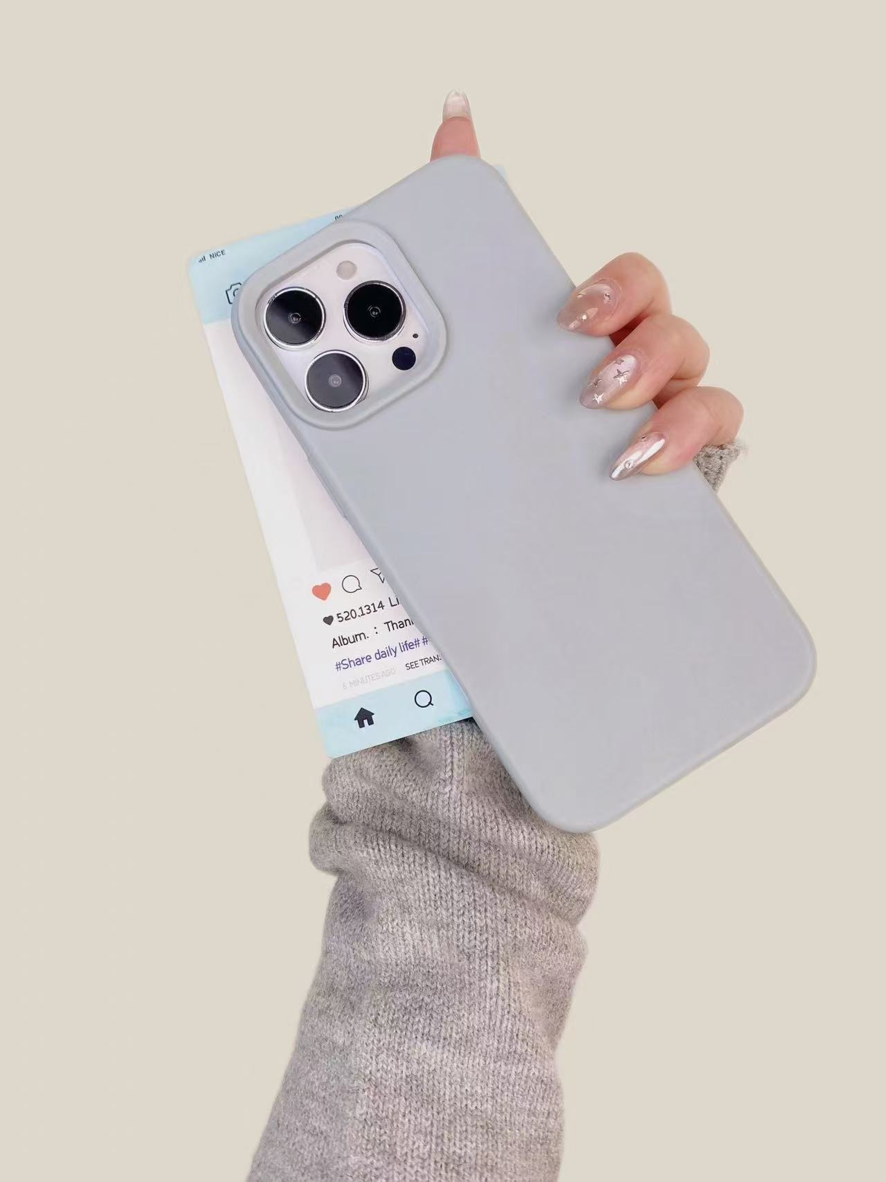 Funda protectora de silicona anticaídas para iPhone 15 Pro, 13 y 17, de color puro y tacto piel, estilo simple, todo incluido.