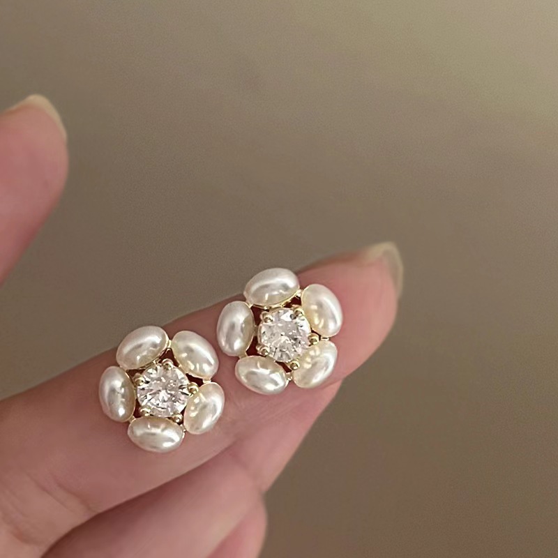 5g Weight Rhinestones, Pearl Inlay Material 1 Pair Cute Flower Plating Inlay Alloy Rhinestones Pearl Ear Studs