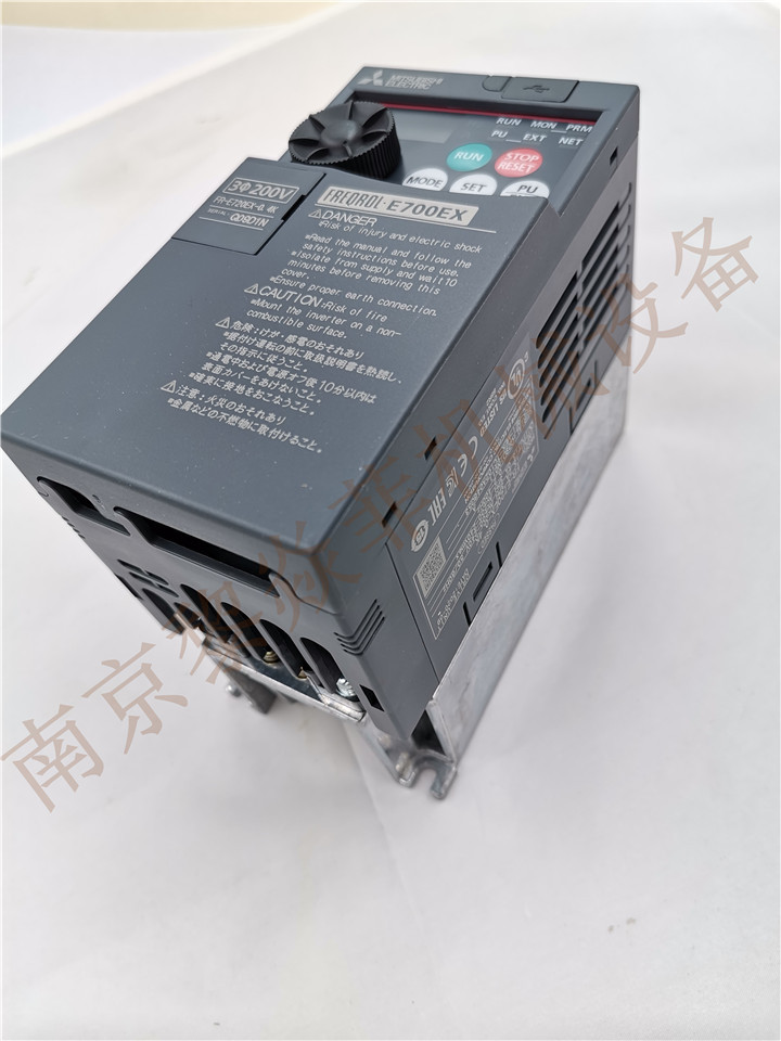 日本三菱MITSUBISHI FR-E720-11KNC 减速器 FR-BFP2-7.5K