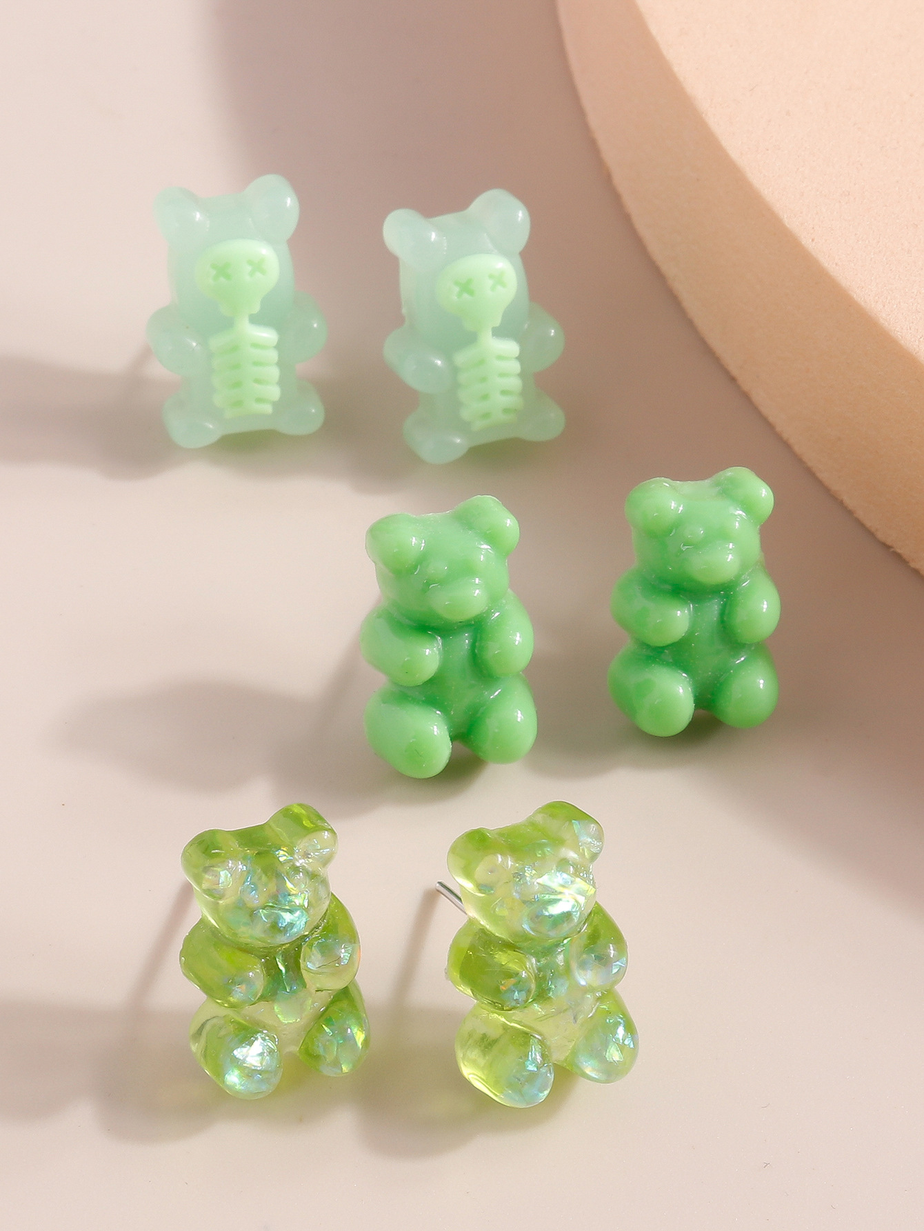 Fashion transparent resin colorful cartoon skull candy bear earrings