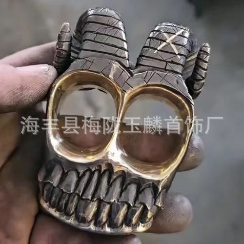 跨境新款公羊角骷髏頭指節Handmade Ram Horn Skull Knuckles