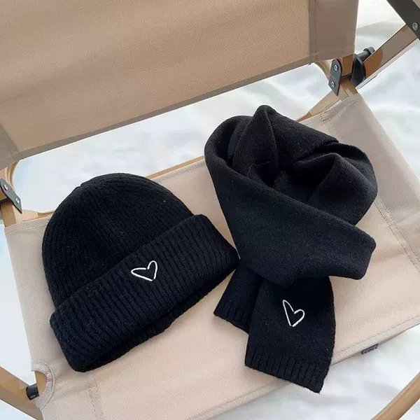 Hat, black scarf