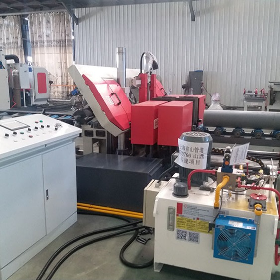 精准高效，质量可靠——数控带锯床，管道切割好帮手。