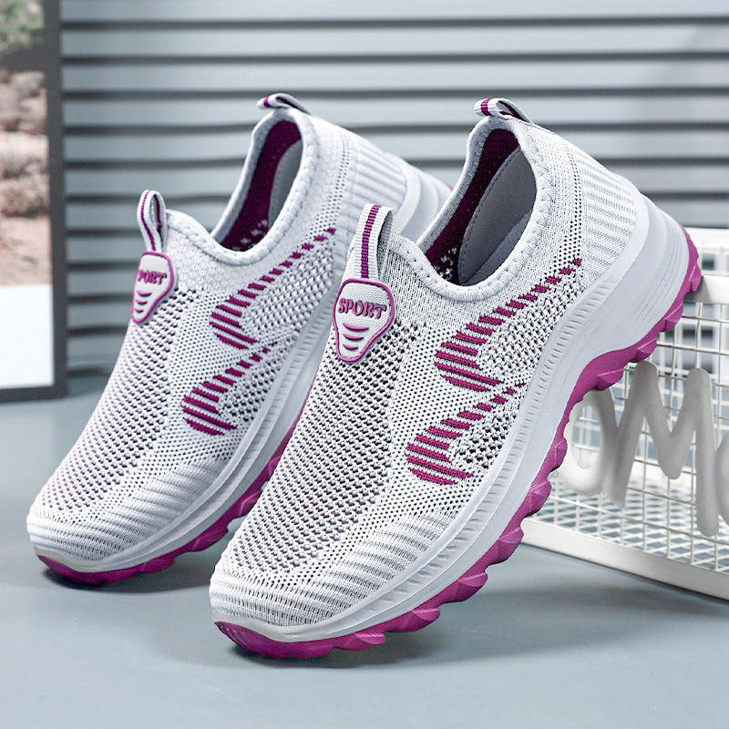 Zapatos de mujer de verano mujeres huecos respirables zapatos casuales ligeros zapatos de suela suave zapatos de madres de mediana edad zapatos de pareja zapatos individuales