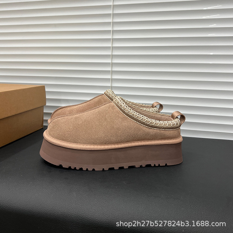 Factory Direct Sale Thick-Soled Tazz Ethnic Style Snow Boots for Women Winter Henan Sangpo Fur Integrated Lazy Slippers