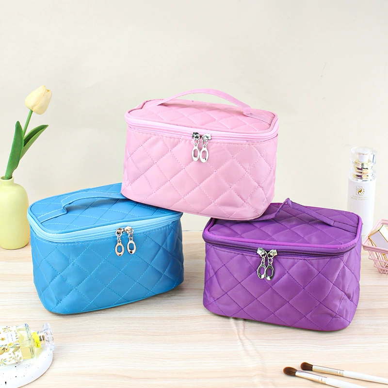 Cosmetic bag, organizer bag with diamond pattern, capacious handheld purse