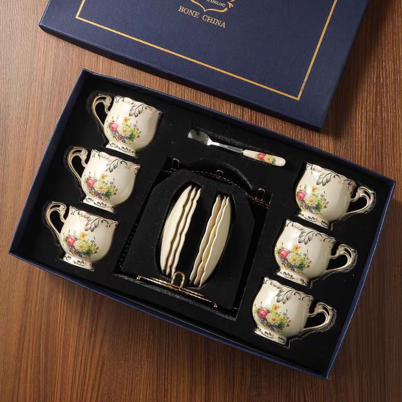 Set de tazas de café europeas pequeñas tazas de té de la tarde de lujo casero cortes de alta calidad tazas de café de cerámica exquisita plato
