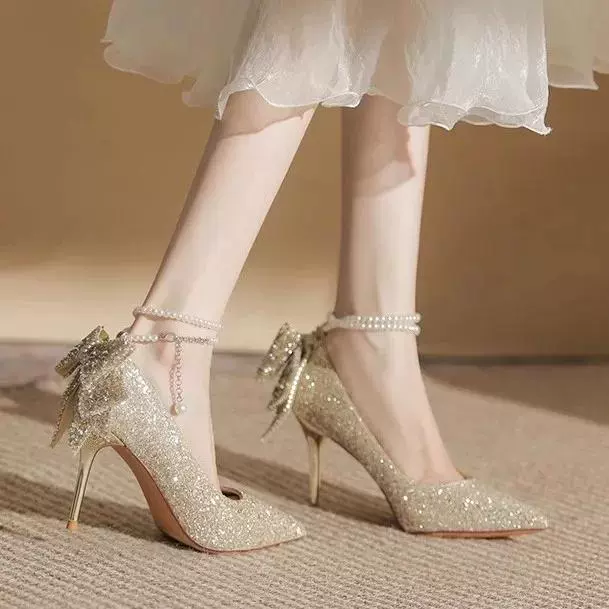 Новые туфли цвета шампанского, женские туфли на высоком каблуке с кристаллами, однорядная пряжка, двойная одежда, не утомляет ноги, бантик с блестками, основной элемент невесты.