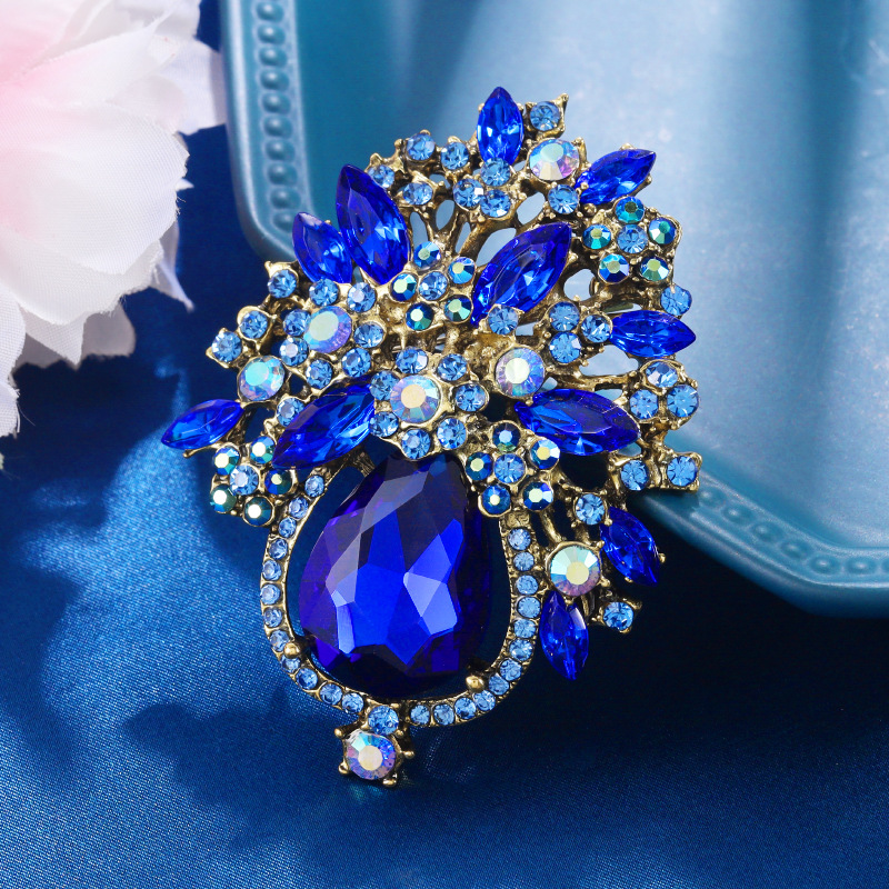 Retro big high high-end brooch