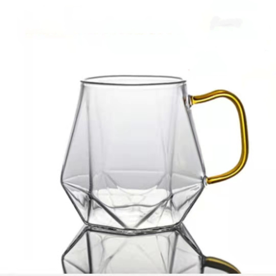 투명 다이아몬드 컵