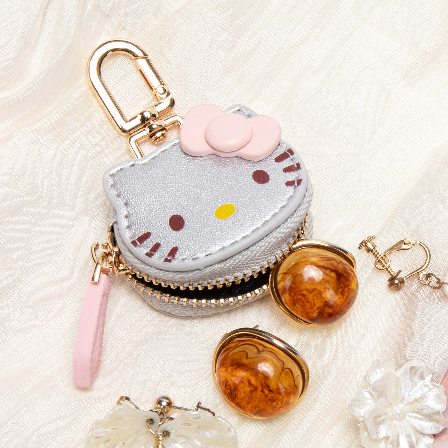 Hello Kitty, Хелло Китти, милая маленькая подвеска, система хранения, маленькая сумка, брелок для ключей, высококачественный стиль