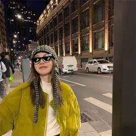 区区欧阳 短款轻薄羽绒服女冬季设计感小众面包服宽松小个子外套