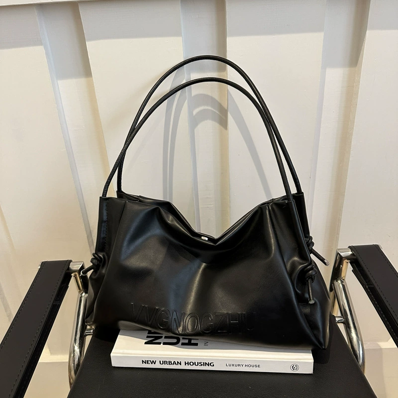 Shoulder bag, capacious small one-shoulder universal, high-end style, 250 g
