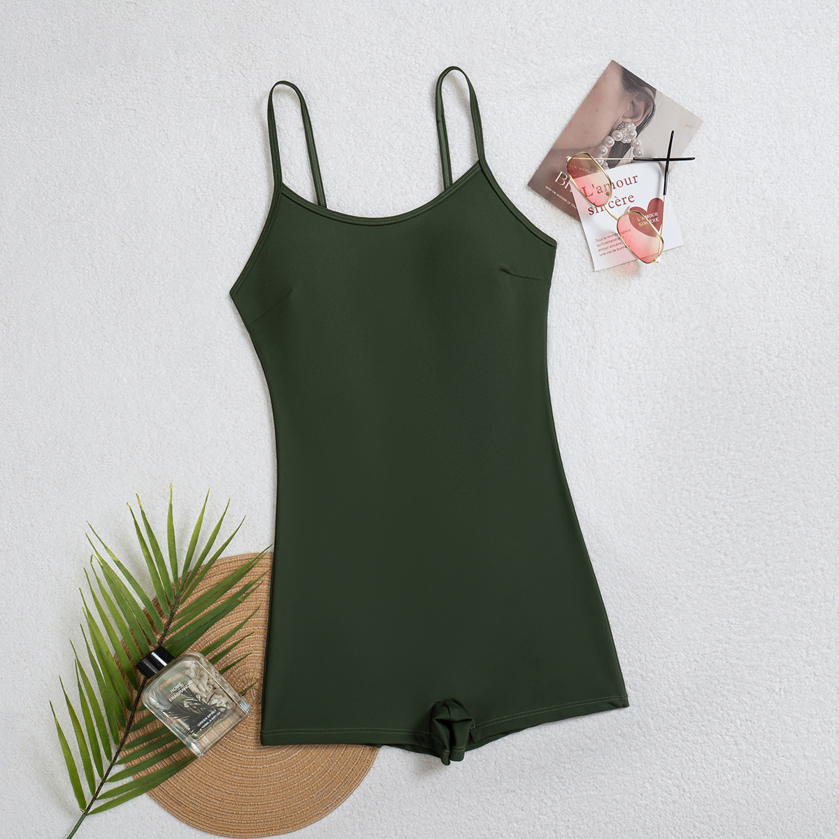 Women's Sexy Solid Color Bikini Swimsuit New Four Corner Shorts One Piece_ecoleips.com