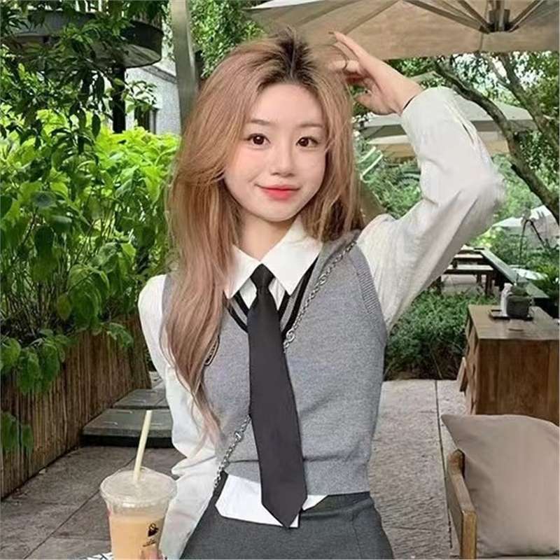 灰色马甲针织衫背心女夏季新款学院风v领撞色马夹外穿叠穿上衣潮|undefined