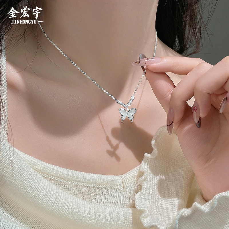 Letter from Elf Cat's Eye Butterfly Necklace Women's Sterling Silver Niche Cool Feeling High-End Clavicle Chain Xiaohongshu Hot Style