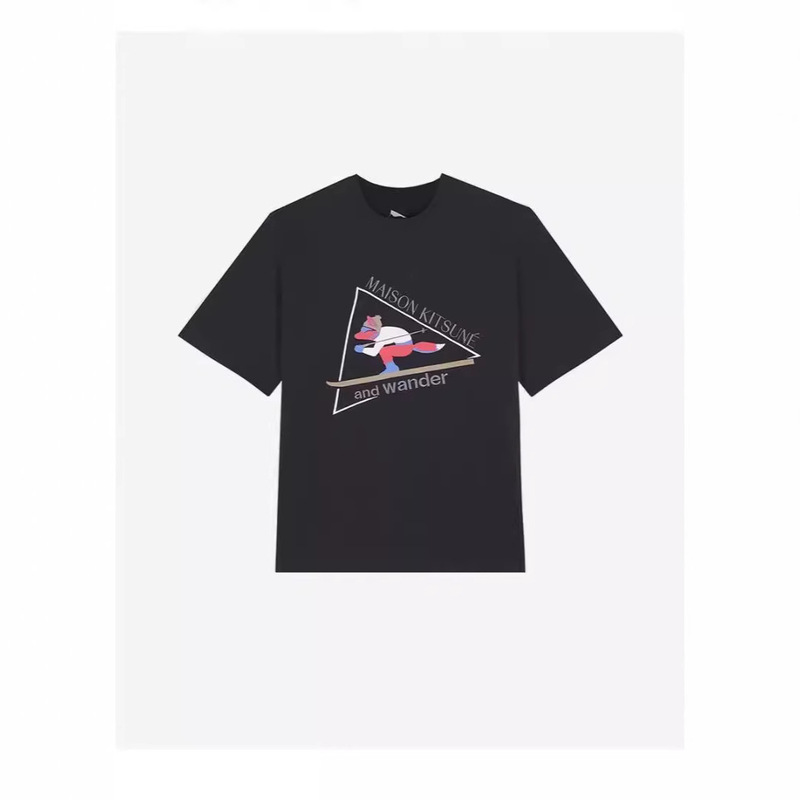 Ready Stock Shipped Quickly! 24 Years New Style Little Fox New Style Exquisite Dressed Fox Casual T-Shirt Short Sleeves for Men and Women Ready Stock Shipped Quickly! 24 Years New Style Little Fox New Style Exquisite Dressed Fox Casual T-Shirt Short Sleeves for Men and Women