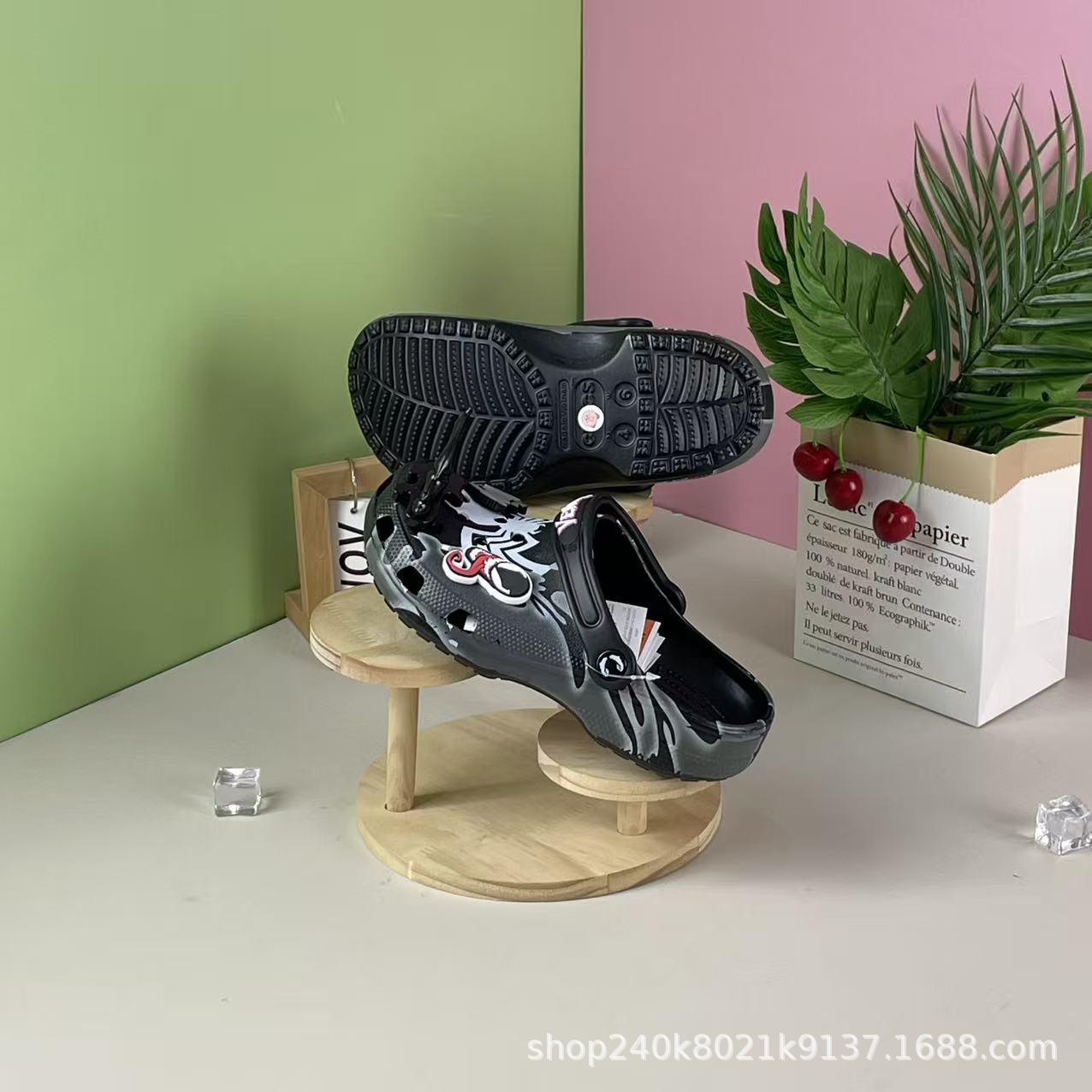 cross veneno para niños adultos agujero zapatos antideslizantes sandalias zapatillas de playa zapatillas al por mayor