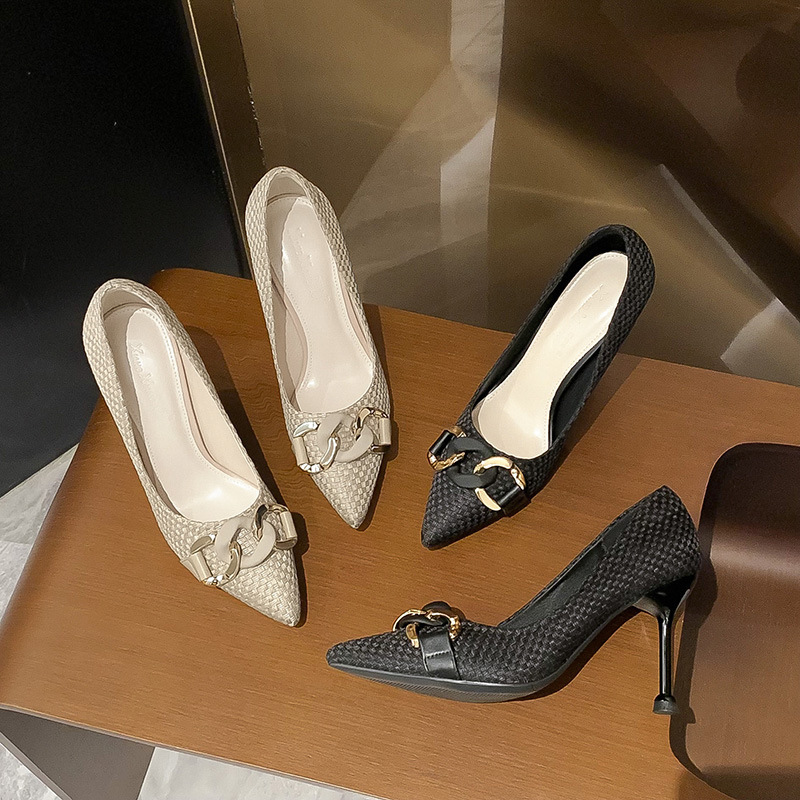 2026 New Style Metal Buckle High Heels for Women, Thin Heels, French Style, Small Size, Sexy Shallow Mouth, Pointed Toe, Large Size Single Shoes for Women