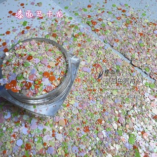 ���܄������R�����ǹ�ɫ���Ǵ�С���nʽС�t�����]���{������Ƭ