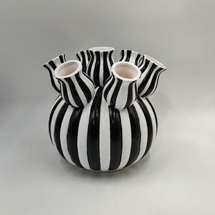 Creative and Interesting Hand-Painted Special-Shaped Vase Ornaments, Cute Decorative Home Ornaments, Flower Vessels, Scandinavian Housewarming Gifts