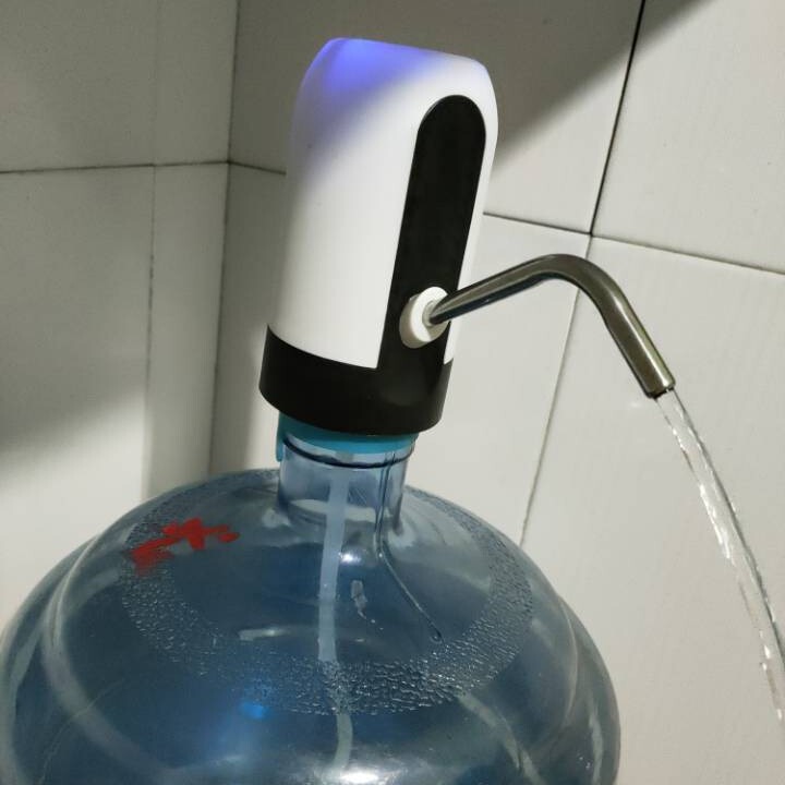 卸売りバケツに水を入れる揚水器電気飲用水機家庭用充電鉱泉純水出水器自動上水器|undefined