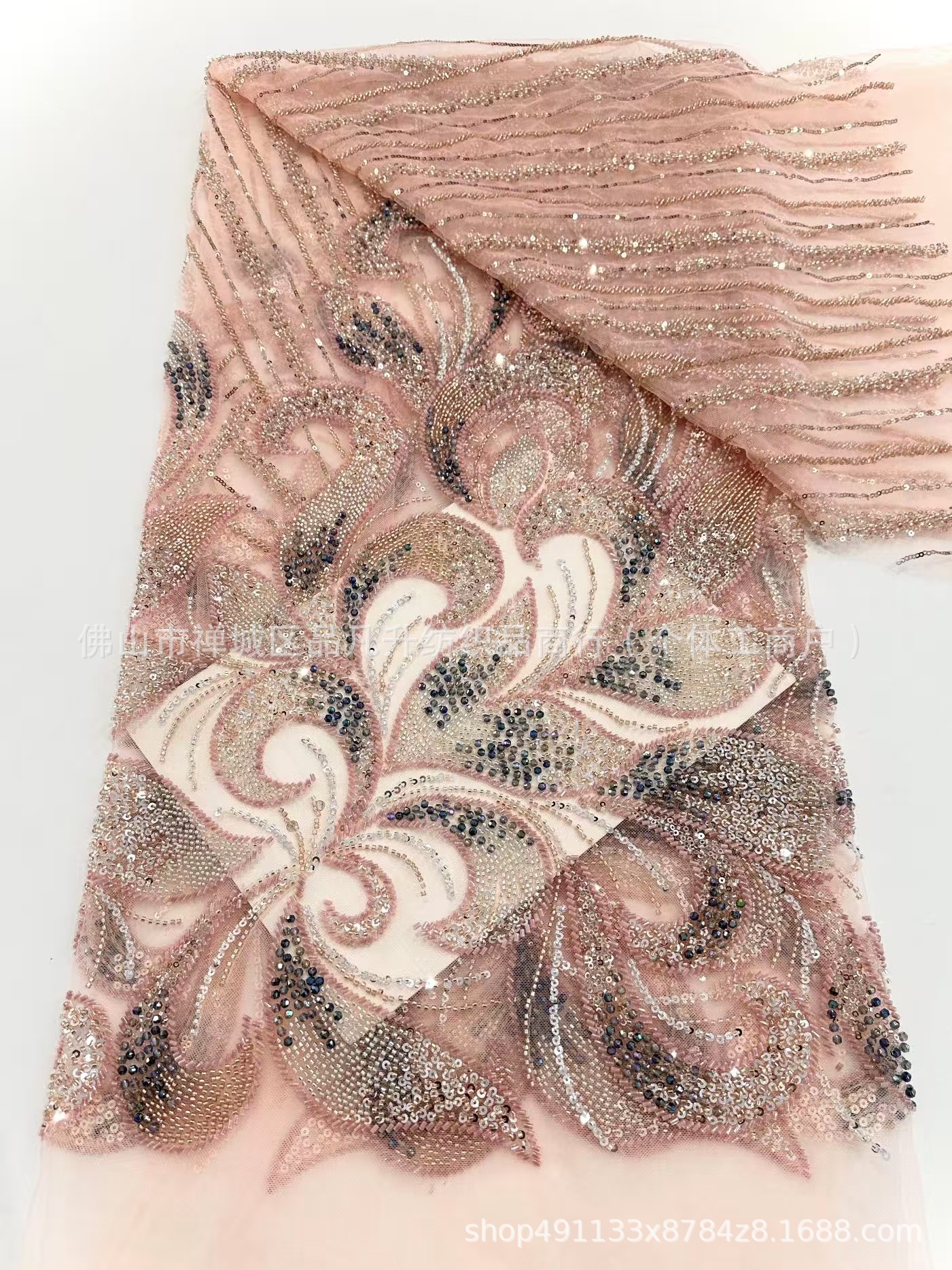Tejido bordado tridimensional, cuentas bordadas, tejido bordado, tejido bordado, vestido de boda europeo y americano, cena de moda, tela de vestido