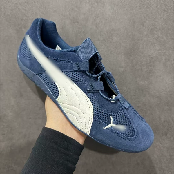Blue and white (women's style)
