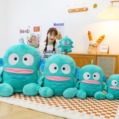 国境を越えたサンリオ半魚人漢トンぬいぐるみ人形醜い魚漢トンアニメ抱き枕が子供にプレゼントする