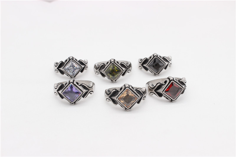 Men's Gender Retro Rhombus Titanium Steel Men's Rings