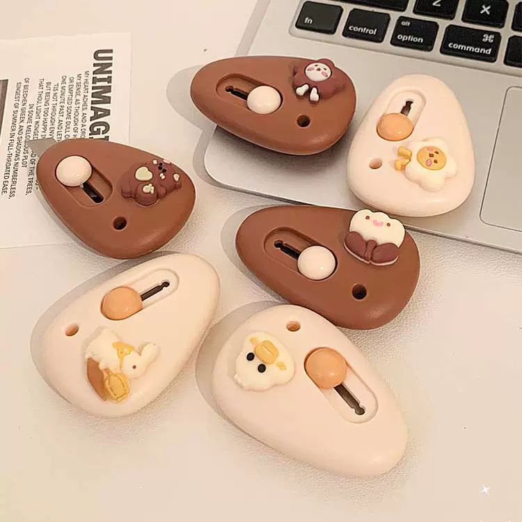 卡通迷你美工刀便携随身拆快递小刀学生快递开箱拆信封办公裁纸刀