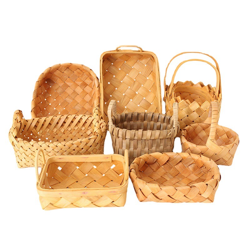 Woven handheld medical mask, storage basket, bread