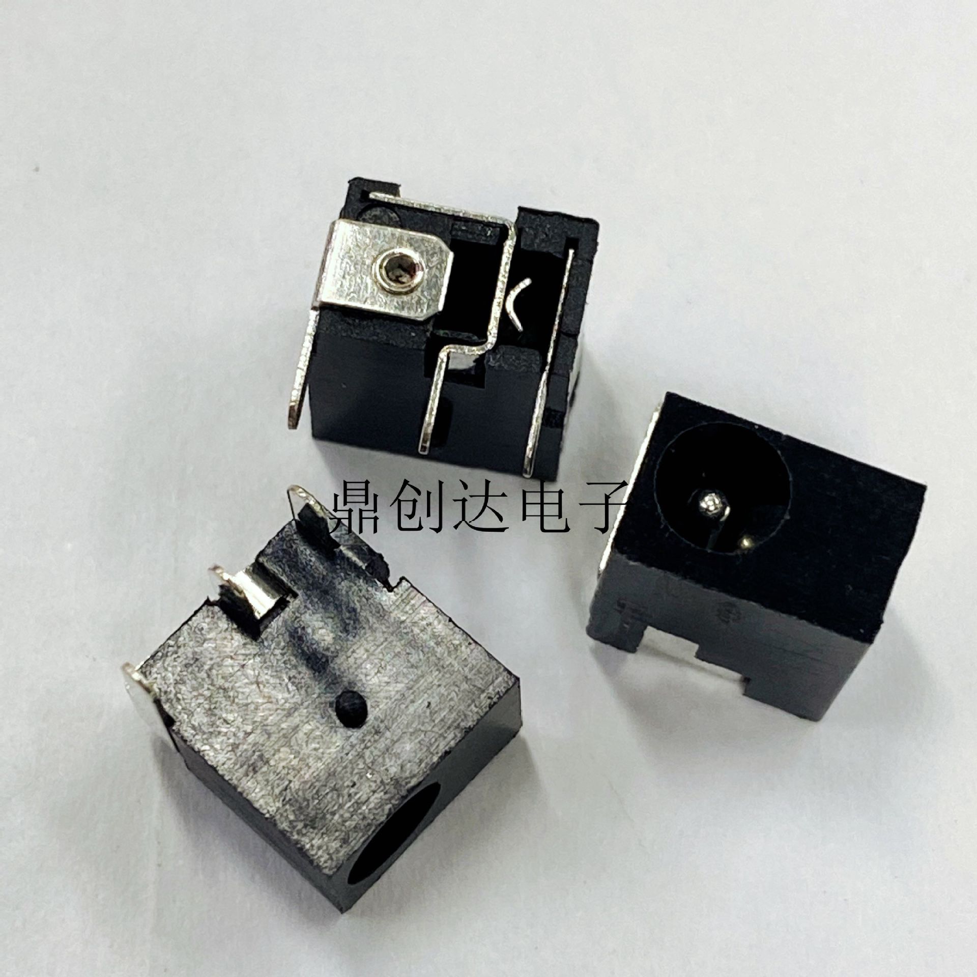 三脚卧式电源插座 DC-006 DC直流电源插座 3.5*1.3 DC006电源接口