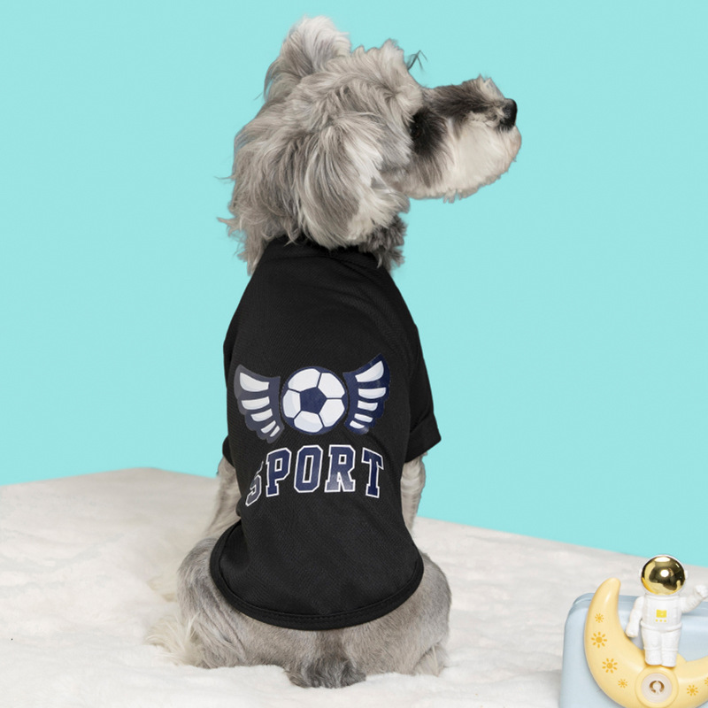 Primavera y verano nuevo estilo mascota gato perro ropa chaleco agujero camiseta transpirable pequeño y mediano peluche bichon perro ropa al por mayor